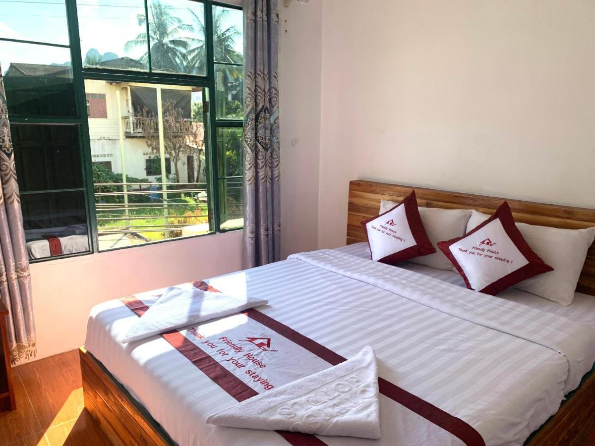 Vang Vieng Lily Backpackers Hostel Eksteriør billede