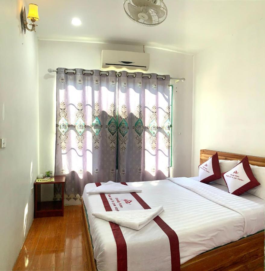 Vang Vieng Lily Backpackers Hostel Eksteriør billede