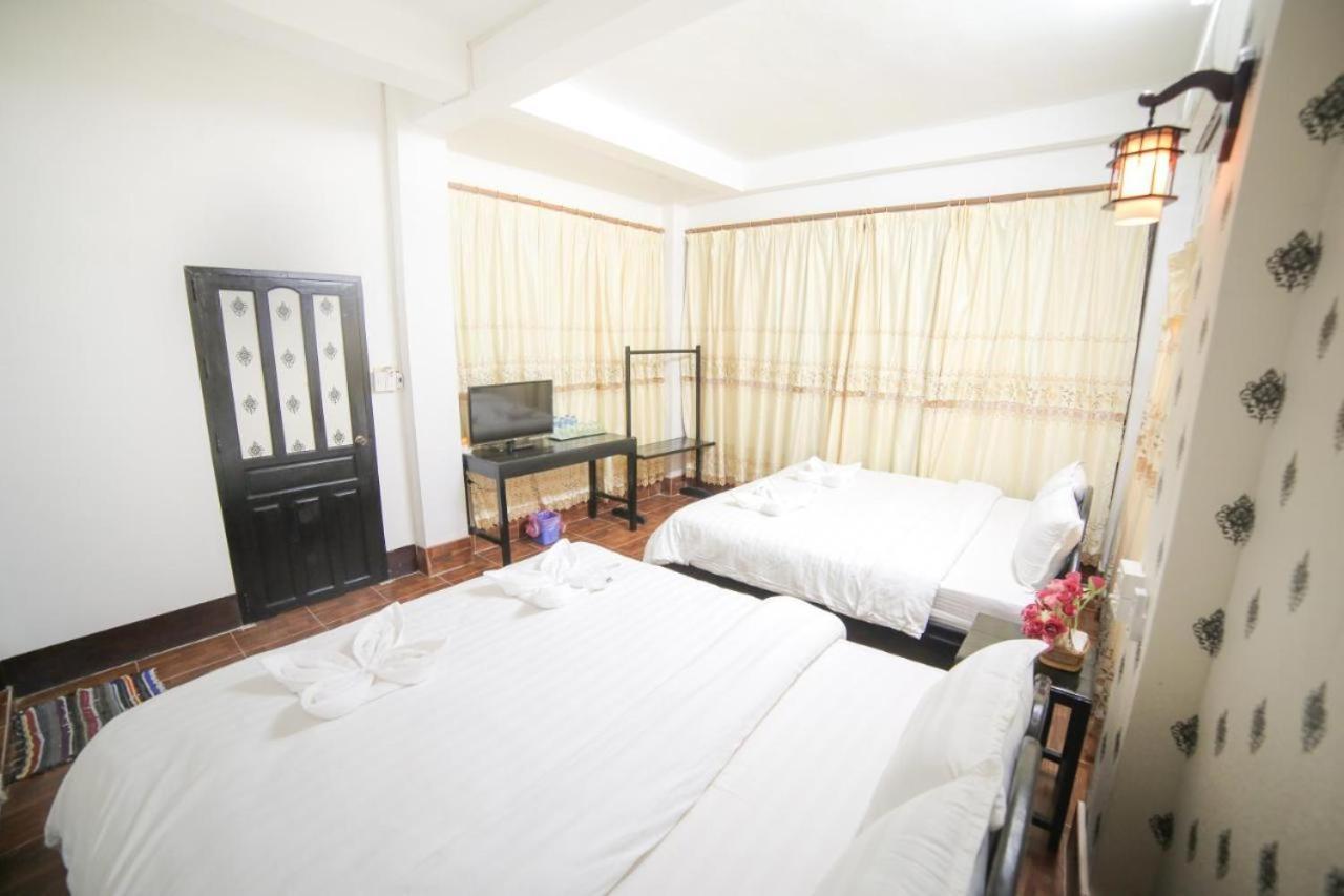 Vang Vieng Lily Backpackers Hostel Eksteriør billede